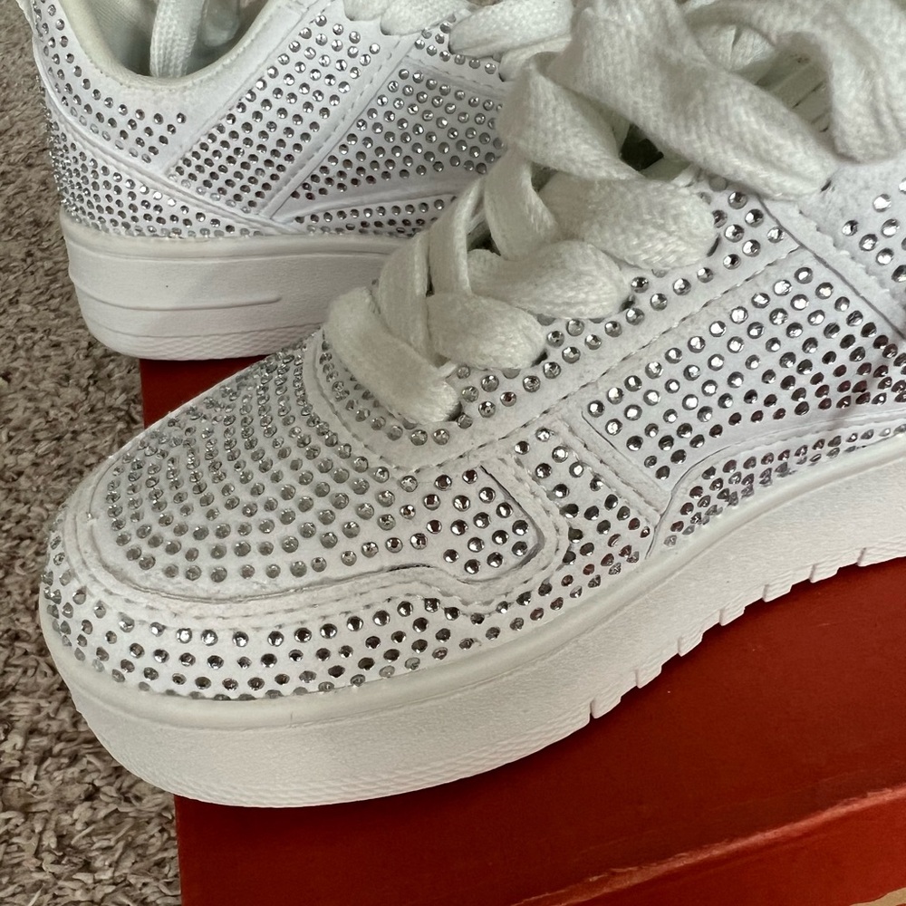 BRAND NEW Rhinestone Sneakers Toddler 11 - Picture 6 of 6